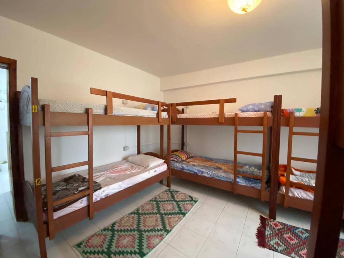 Vlora Backpackers Hostel Esterno foto